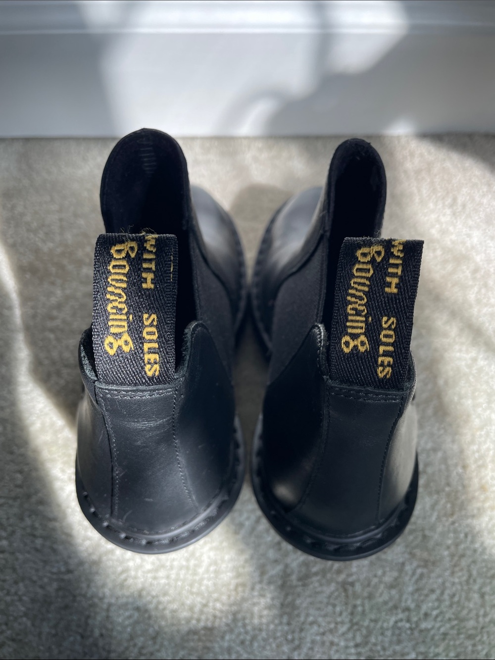 Dr Martens High Heel Chelsea Boots 7 - Picture 2 of 4